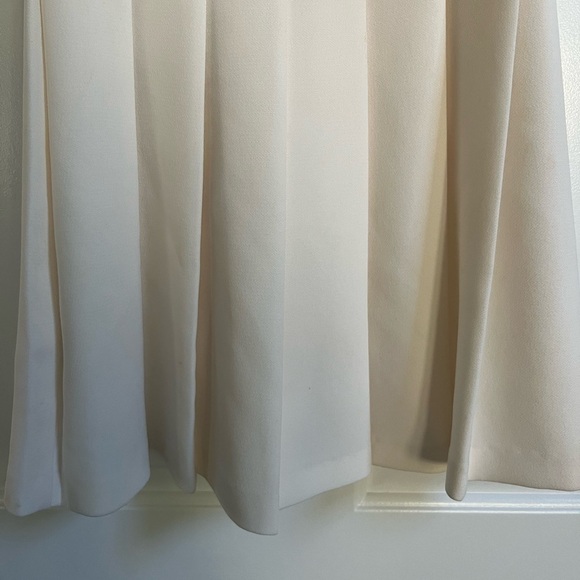 BCBGeneration Little Cream Dress Sz 4 - Picture 5 of 10